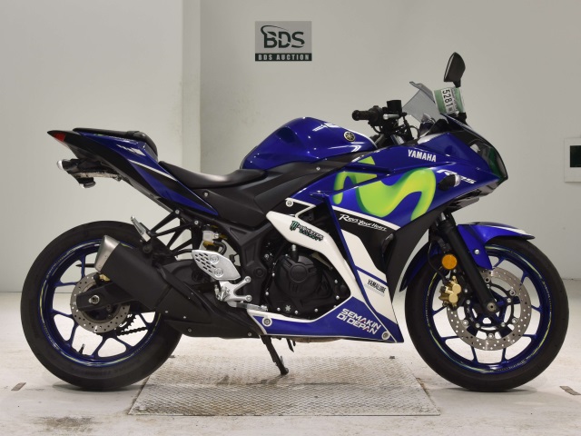 Yamaha YZF-R25 2015