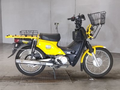 Honda CC110 CROSSCUB 2016