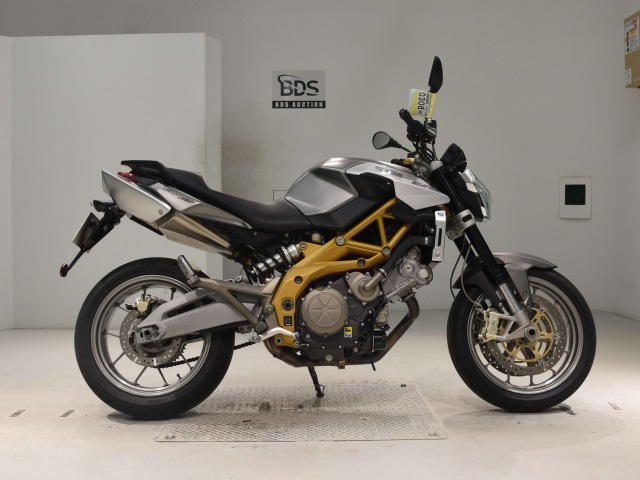 Aprilia SHIVER750 2023