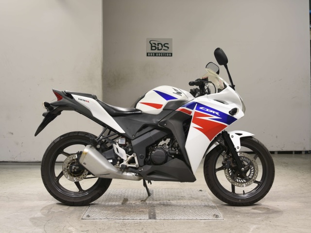 Honda CBR125R 2013