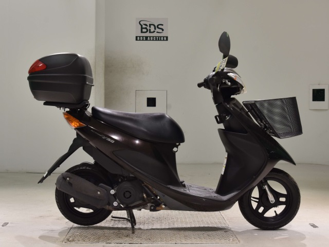 Suzuki ADDRESS V50