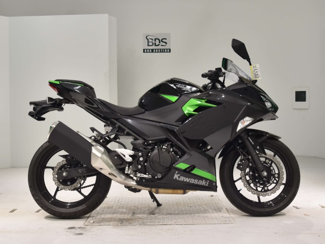 Kawasaki NINJA400 2024