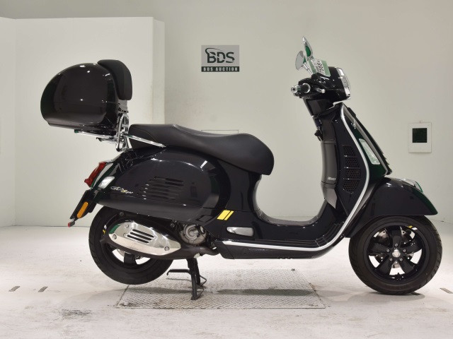 Vespa GTS300 SUPER 2022
