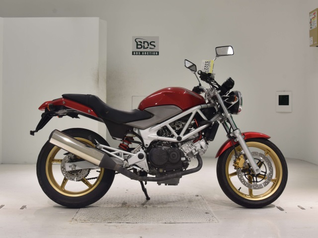 Honda VTR250 2011