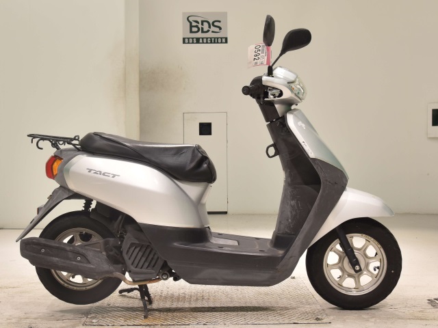 Honda TACT-4 BASIC 2015