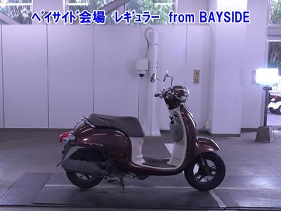Honda GIORNO 2011