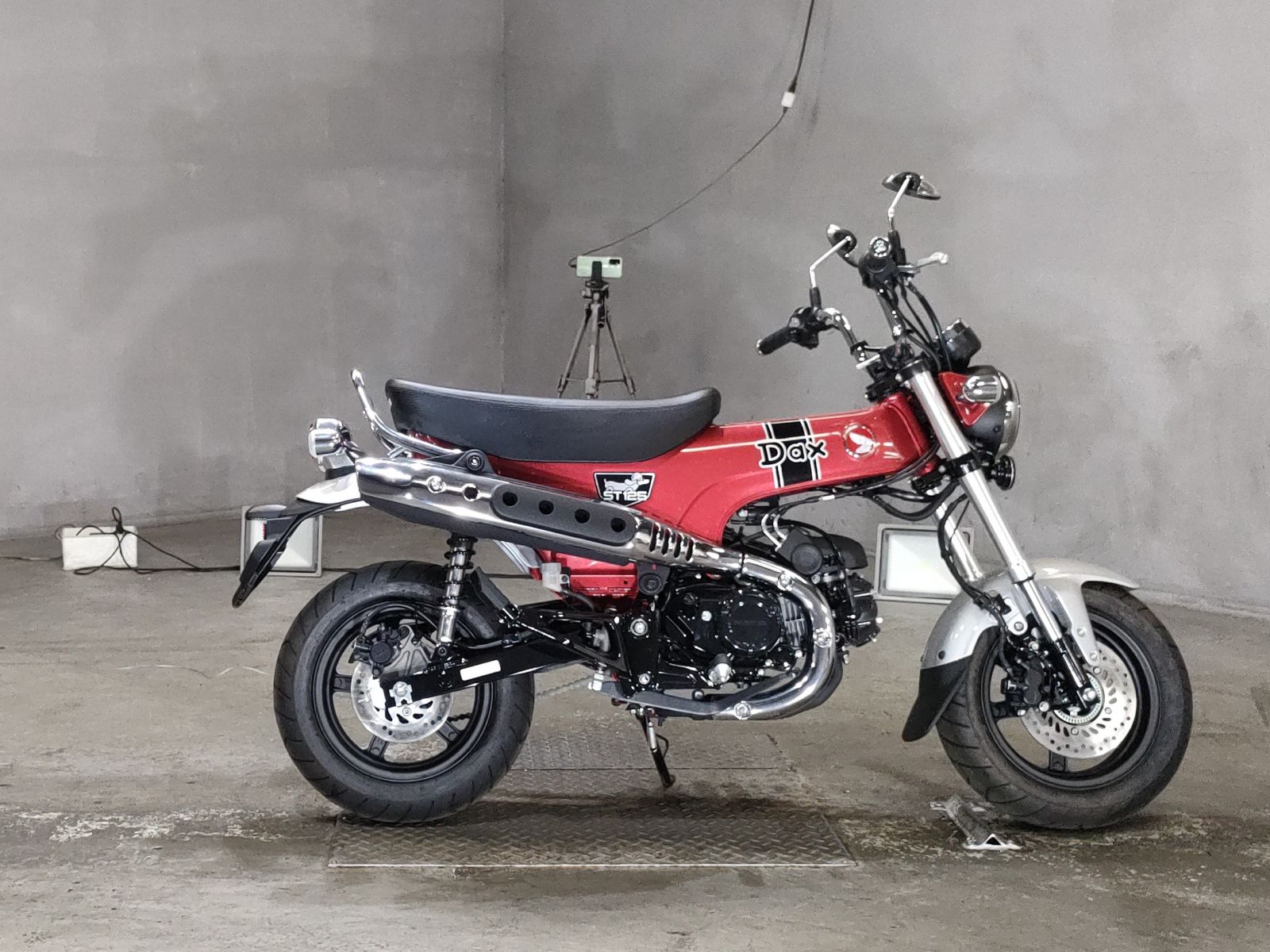 Honda DAX125 2023