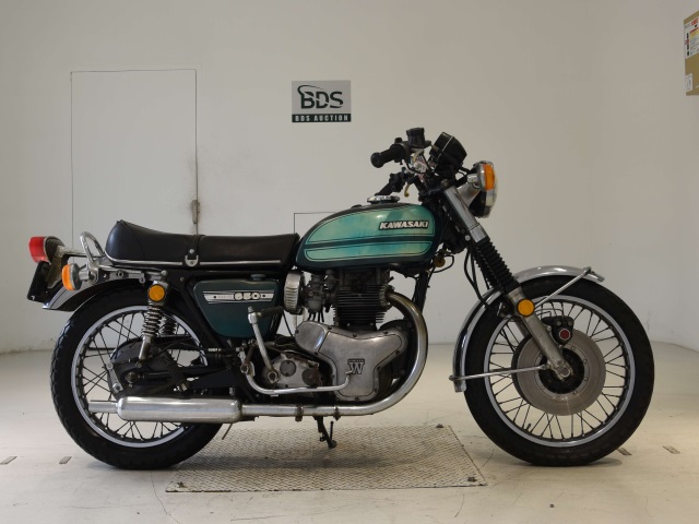 Kawasaki W3 1973