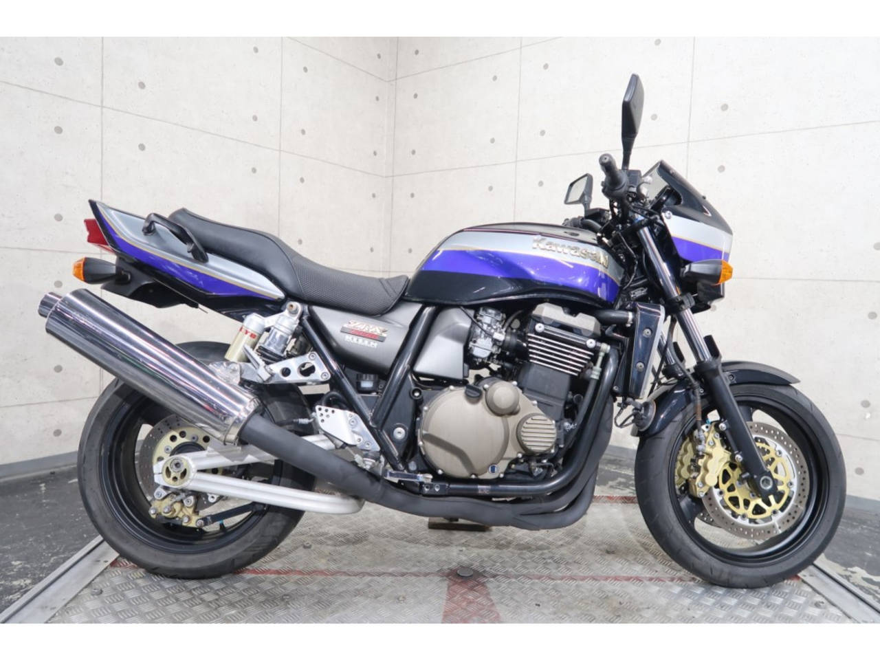 Kawasaki ZRX1200R 2003