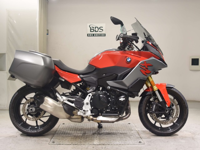 BMW F900XR 2022