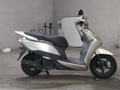Honda LEAD125 2013