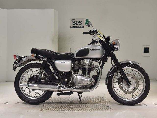 Kawasaki W650 2005