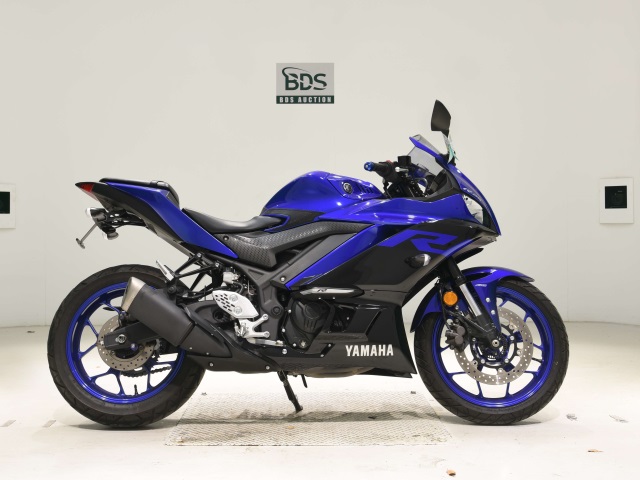 Yamaha YZF-R25 2021