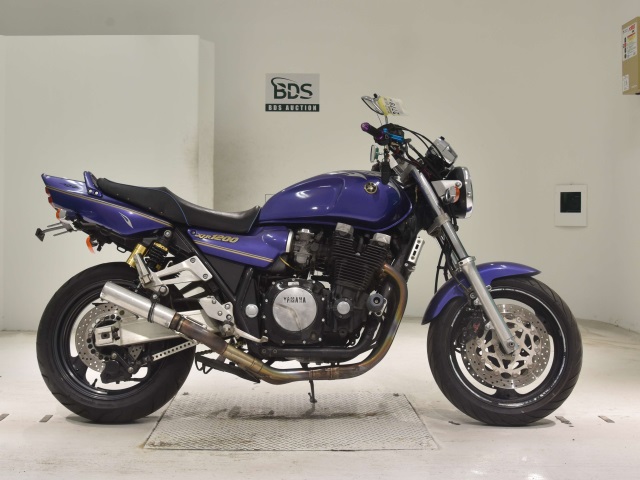 Yamaha XJR1200 1995