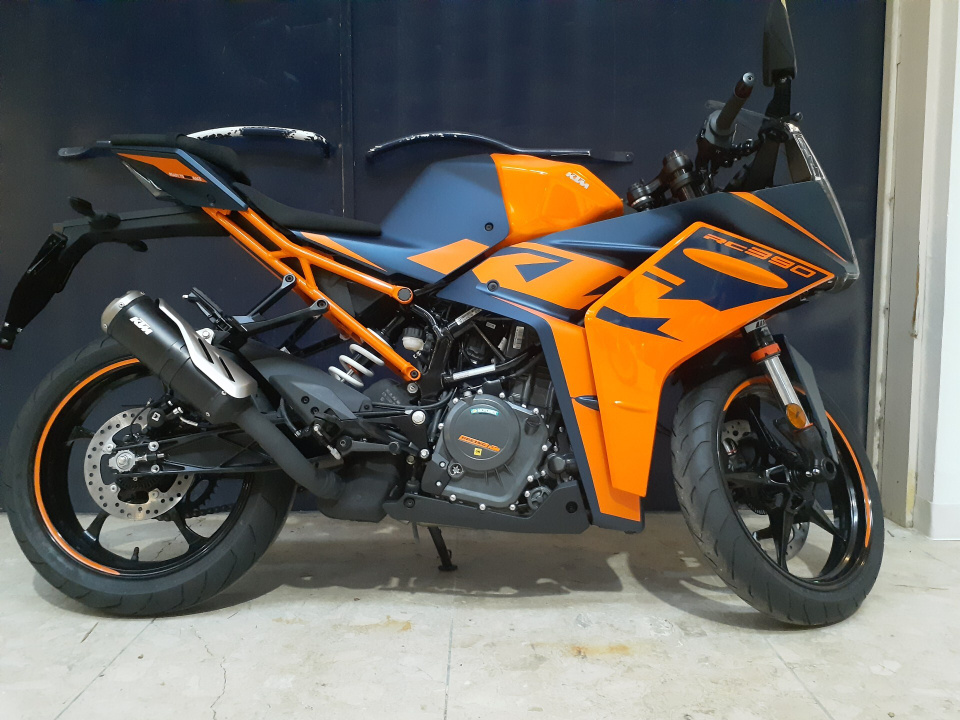 KTM RC 390 2022