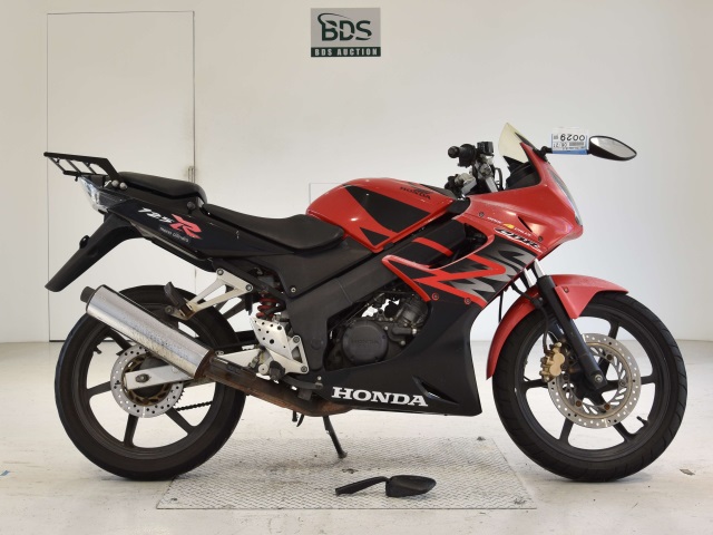 Honda CBR150R 2005