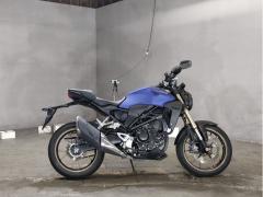 Honda CB250R 2019