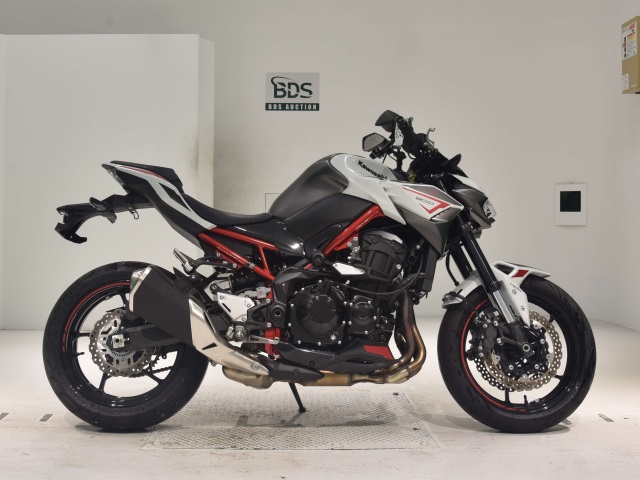 Kawasaki Z900 2022