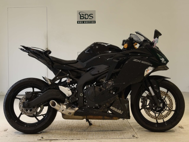 Kawasaki NINJA ZX-25R 2022