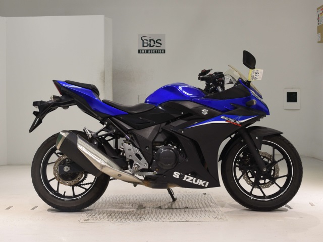 Suzuki GSX250R