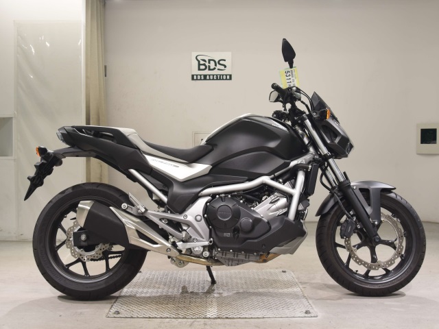 Honda NC750S 2016