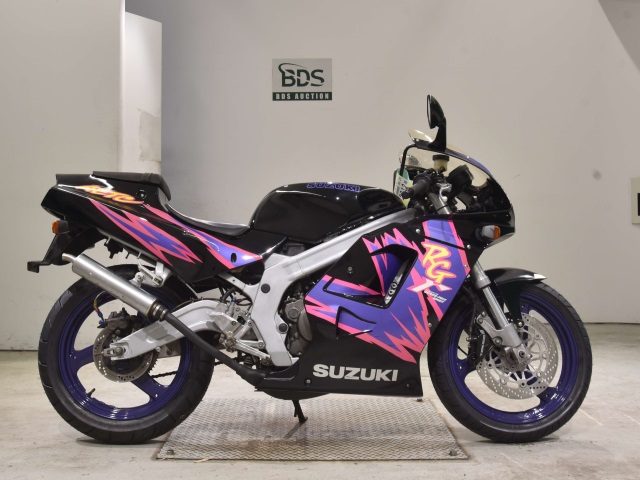 Suzuki RG125F GAMMA