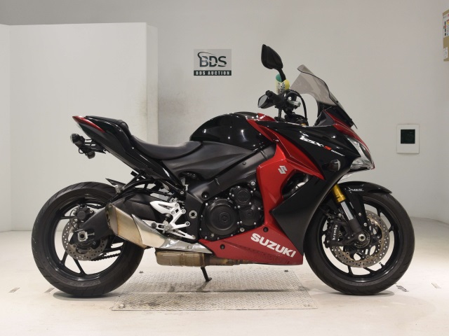 Suzuki GSX-S1000F 2016