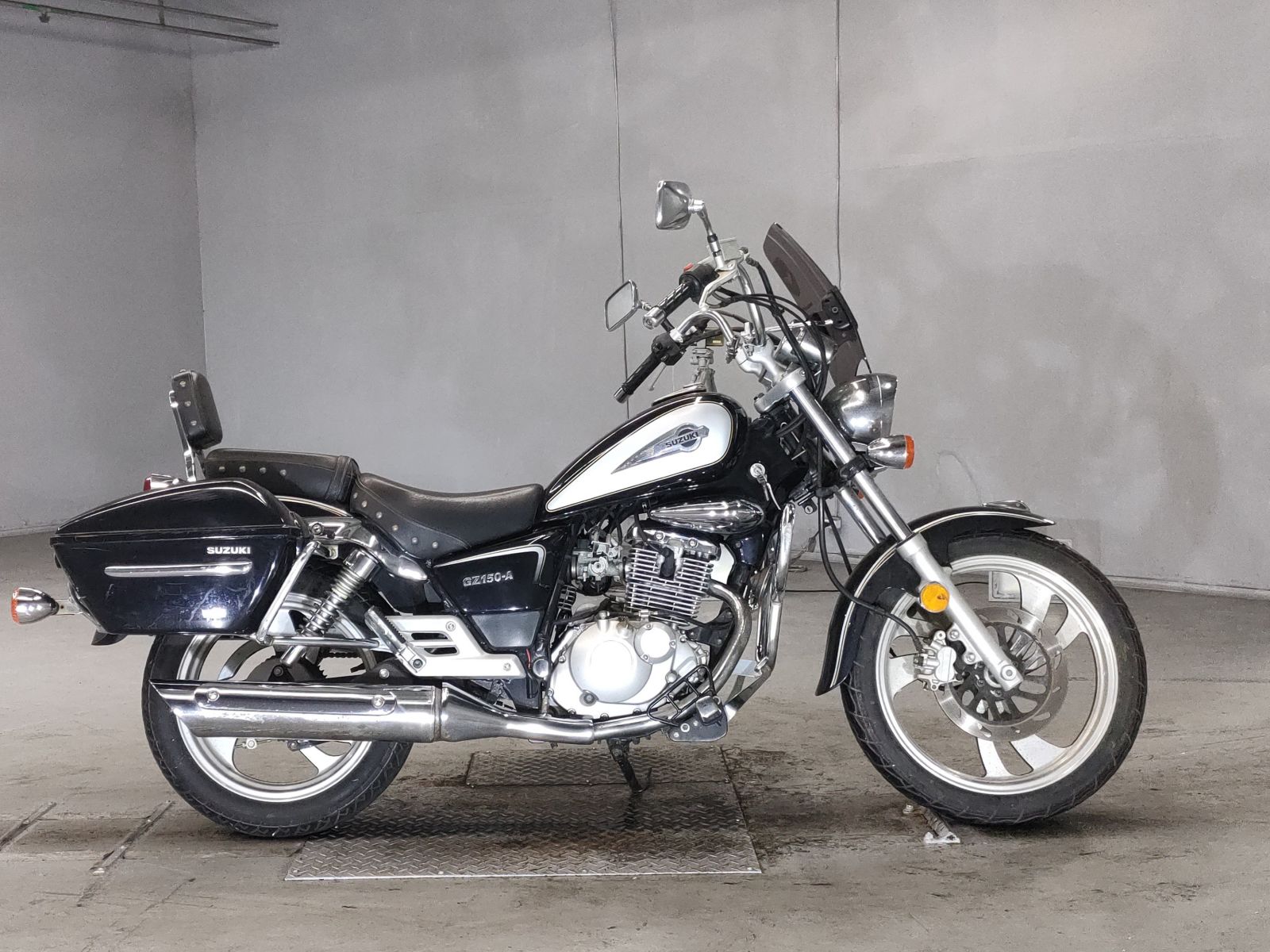 Suzuki GZ150A 2011