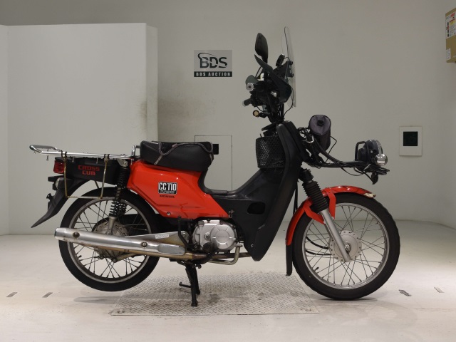 Honda CC110 CROSSCUB 2016