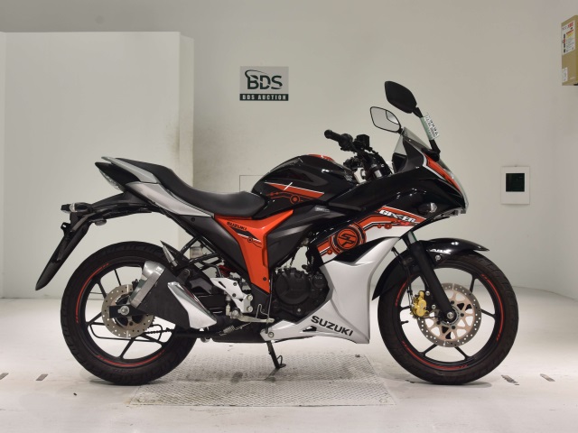 Suzuki GIXXER150SF 2017