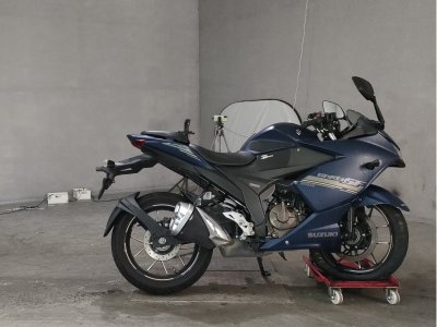 Suzuki GIXXER SF250