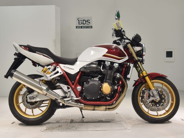 Honda CB1300SF 2023