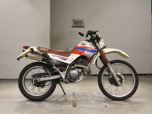Yamaha SEROW XT225 1991