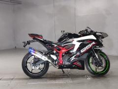 Kawasaki NINJA ZX-25R KRT 2021