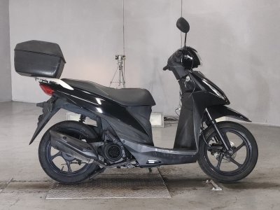 Suzuki ADDRESS V110