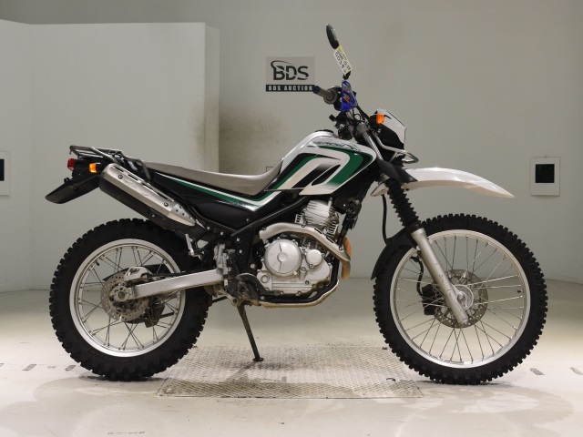 Yamaha SEROW XT250 2010