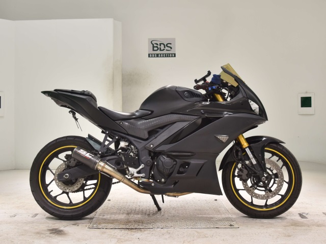 Yamaha YZF-R25A 2019