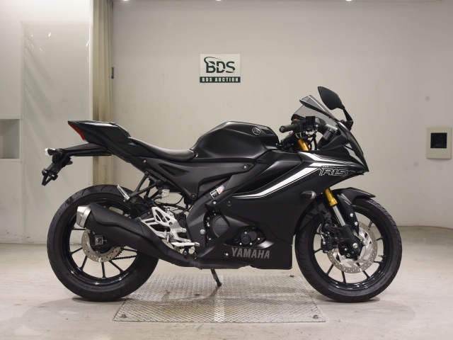 Yamaha YZF-R15M 2022