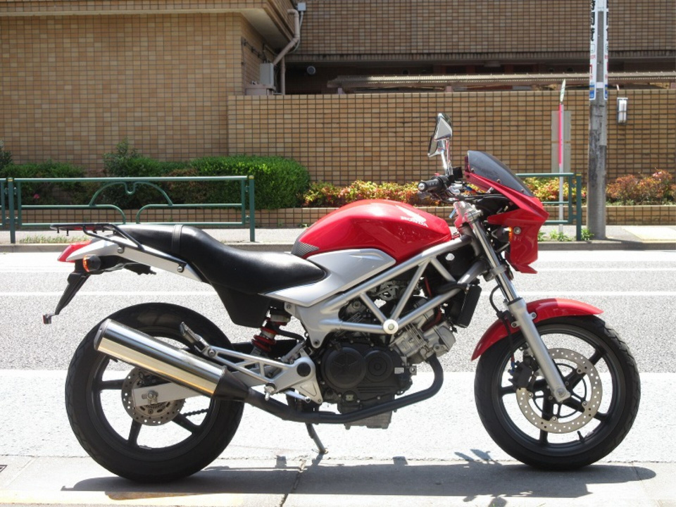 Honda VTR250 2009