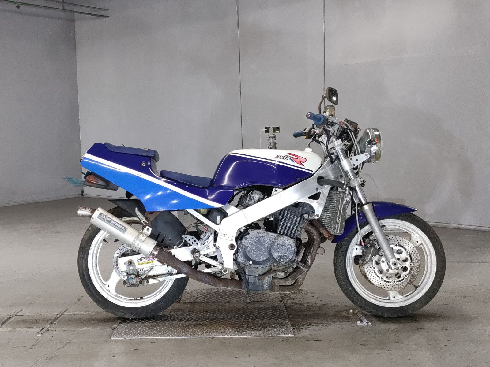 Suzuki GSX-R400