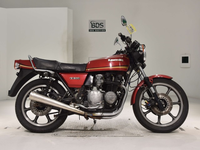 Kawasaki Z500 2023