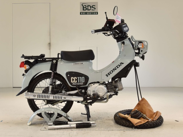 Honda CC110 CROSSCUB 2021