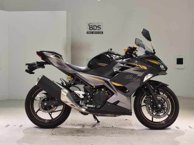 Kawasaki NINJA400 2023