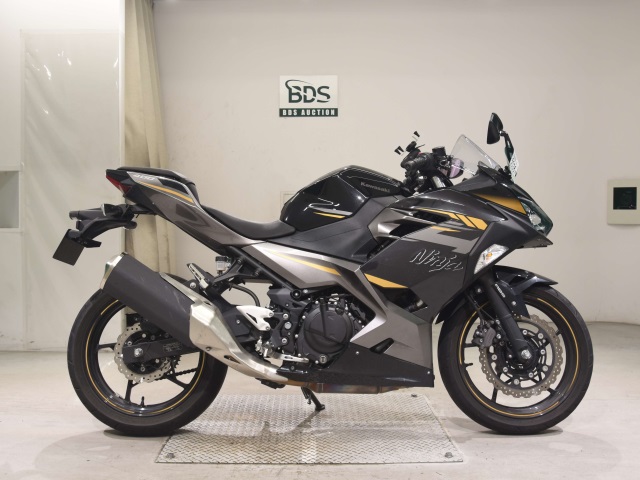 Kawasaki NINJA400 2022