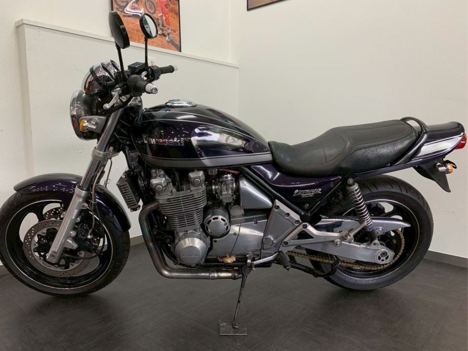 Kawasaki ZEPHYR1100