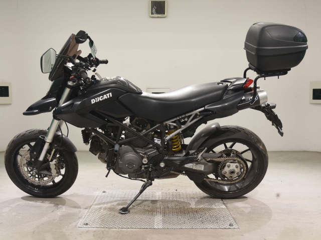 Ducati HYPERMOTARD 796 2010