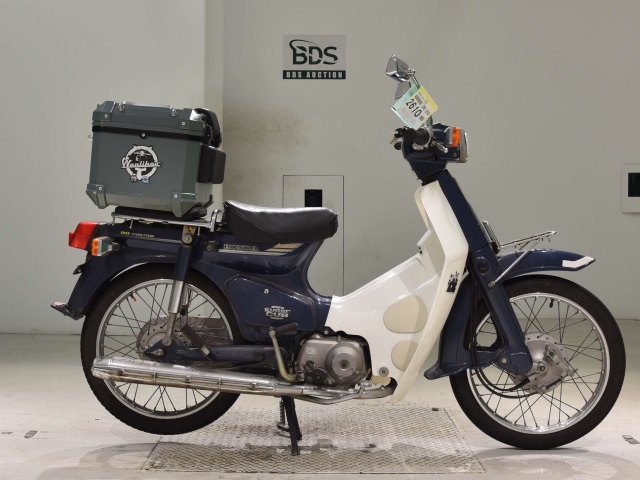 Honda C90 2001