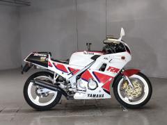 Yamaha FZR250 1987