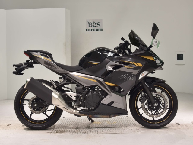 Kawasaki NINJA400 2021