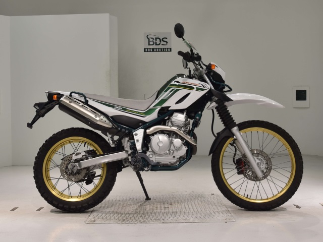 Yamaha SEROW XT250 2020